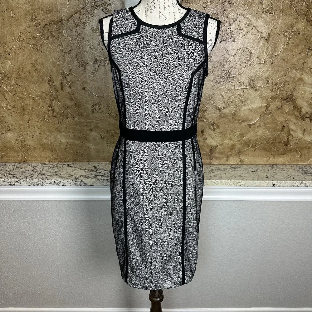 Banana Republic Pencil Dress Sz 8 Lace Overlay Sleeveless Black White Career